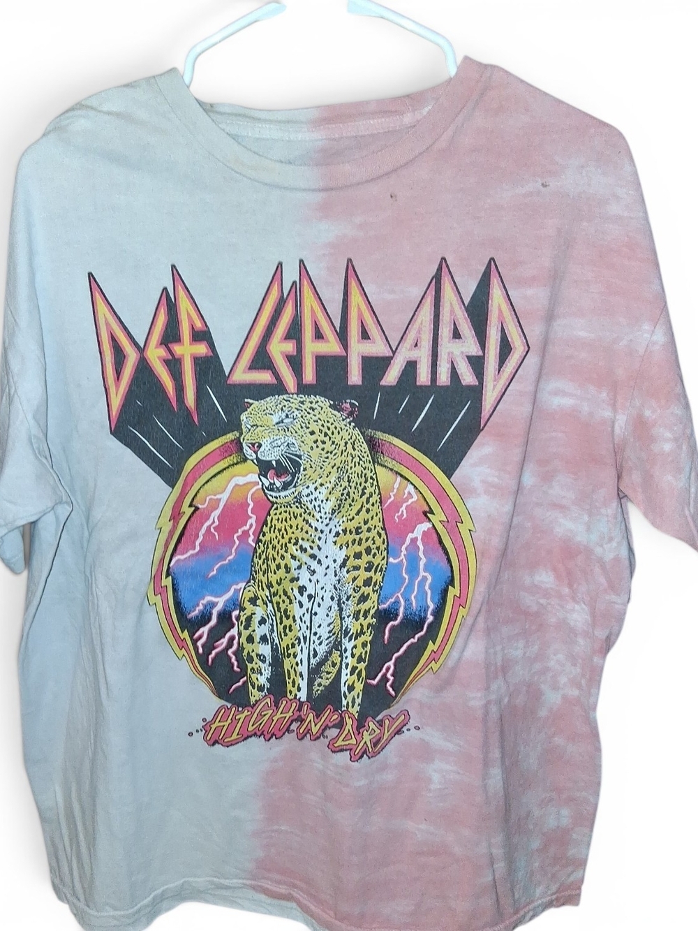 Def Leppard Short Sleeve Tie-Dye Tee in Pink and White
